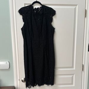 Chic Black Lace Midi Dress